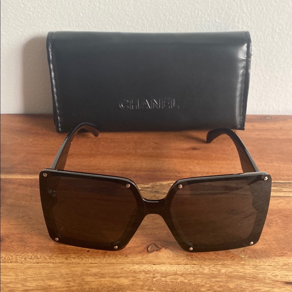 Oversized Black Sunglasses